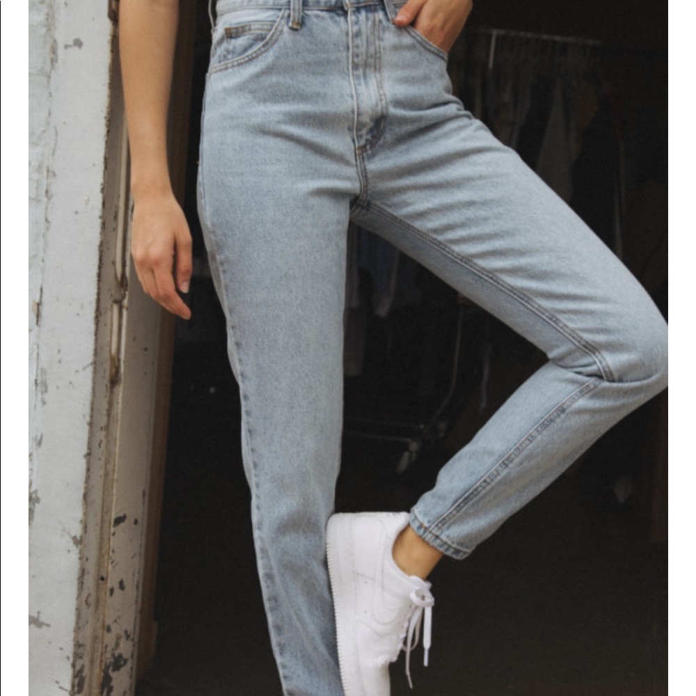 Brandy Melville light wash high waisted jeans